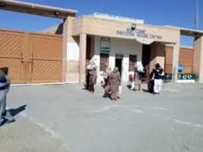 تفتان، پاکستان ہاؤس میں قرنطینہ کیے گئے 1500 زائرین کلیئر قرار، روانگی کی اجازت