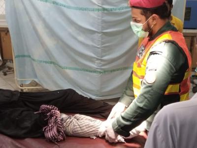 اٹک خورد، چلتی ٹرین سے اترتے شخص کا پاﺅں  کٹ گیا