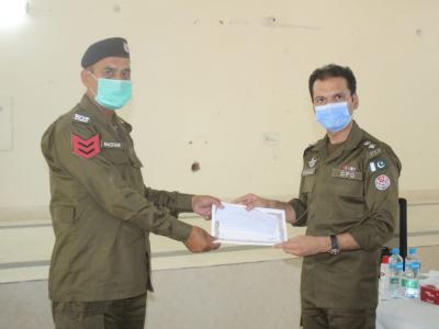 پولیس لائن اٹک میں کورونا ڈیوٹی کرنیوالے پولیس افسران کے اعزاز میں تقریب