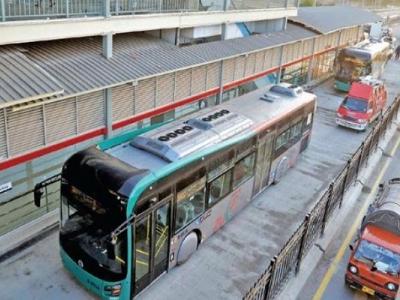 پشاور بی آر ٹی منصوبہ مکمل، وزیراعظم 2 دن بعد افتتاح کریں گے