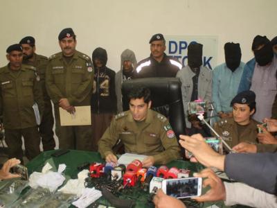 حسن ابدال ،پولیس نے ڈکیتی اور چوری کی وارداتوں میں ملوث گینگ دھر لیا 