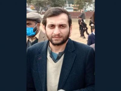  اسسٹنٹ کمشنر فتح جنگ کا دورہ ہائی سکول نمبر 2، ریکارڈ چیک کیا