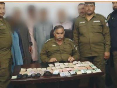 حضرو، پولیس کا چھاپہ،6 قمار باز رنگے ہاتھوں گرفتار