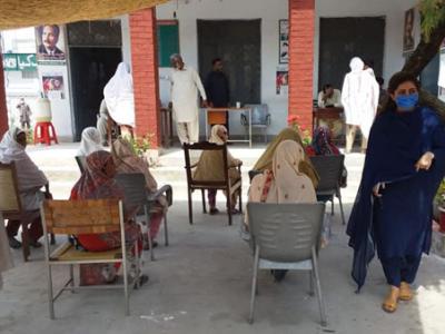 حضرو، پہلے مرحلہ میں 5 ہزار مستحقین کو ادائیگی کی جارہی ہے،تہمینہ گلزار