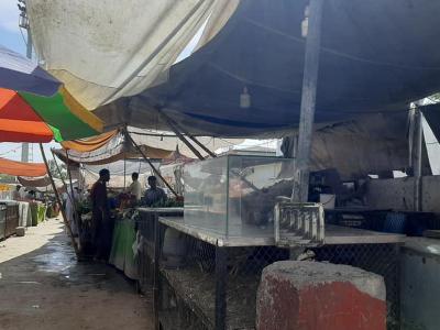 جنڈ،مرغی فروشوں کا مطالبات کی منظوری تک ہڑتال کاا علان 