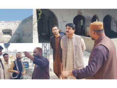 چیف آفیسر بلدیہ سردار آفتاب کا ریتلہ منڈی ،سرکلر روڈ حضرو کا دورہ 